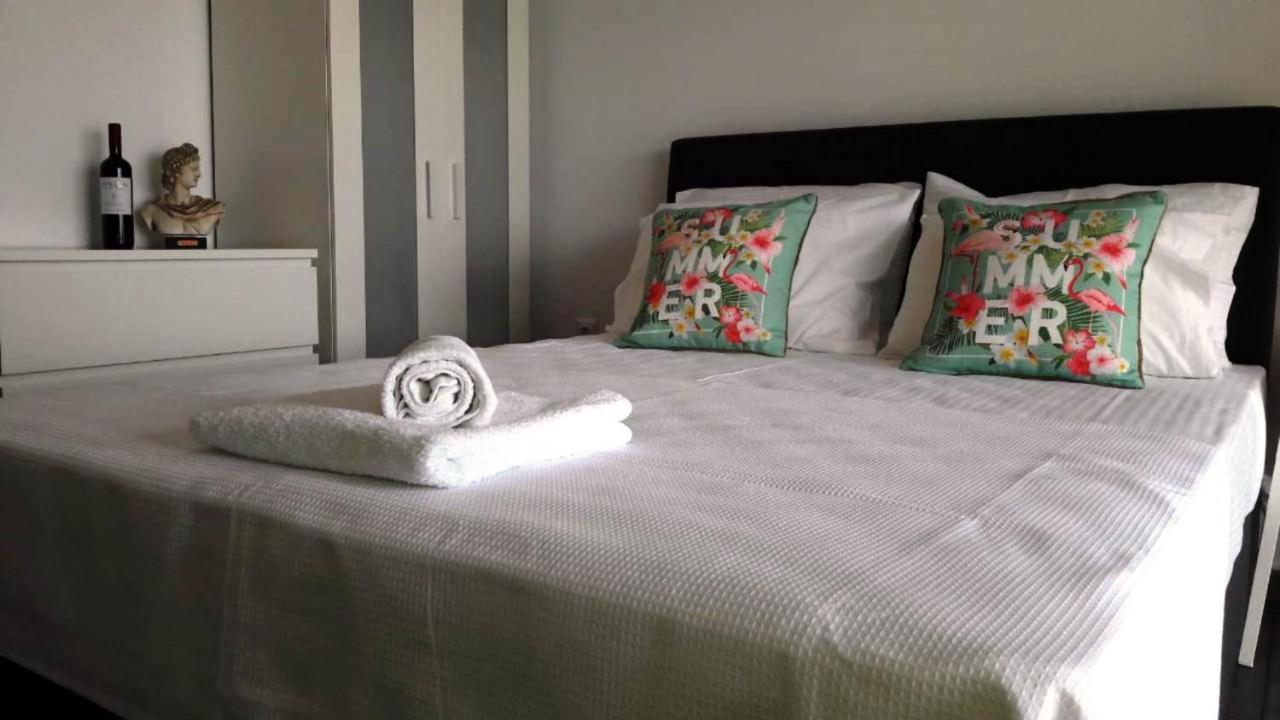Apollo Romantic Sea View Villa Kivérion エクステリア 写真