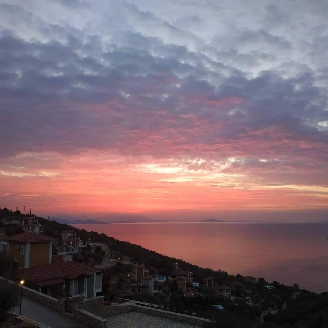 Apollo Romantic Sea View Villa Kivérion エクステリア 写真