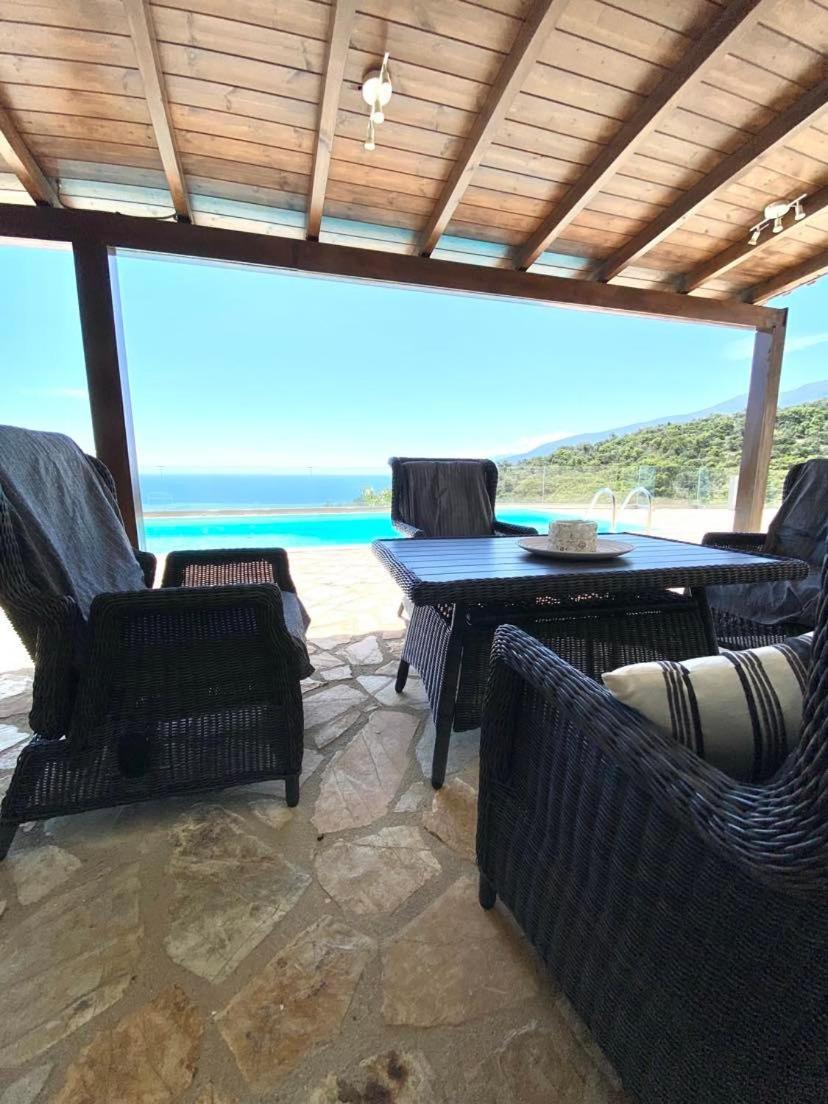 Apollo Romantic Sea View Villa Kivérion エクステリア 写真